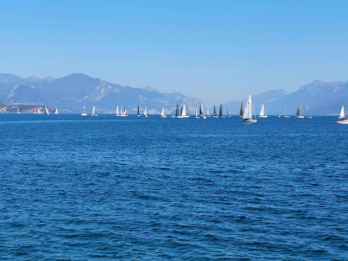 Appartamento Oasi Verde Lago Desenzano del Garda Exterior photo
